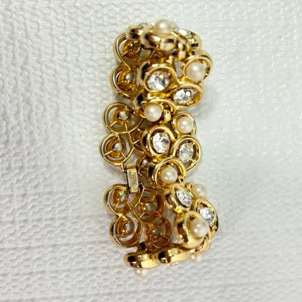 Trifari Set Gold Tone Faux Pearl Rhinestone Necklace Bracelet Vintage Costume
